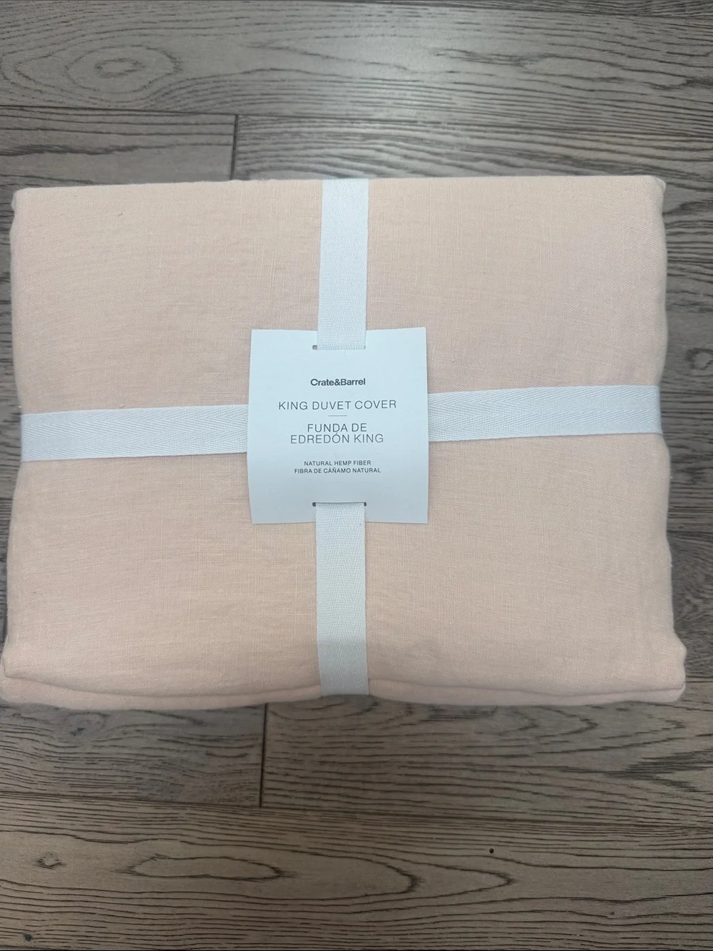 Crate&Barrel King Duvet Cover in Soft Pink - NWT plus 3 euro shams